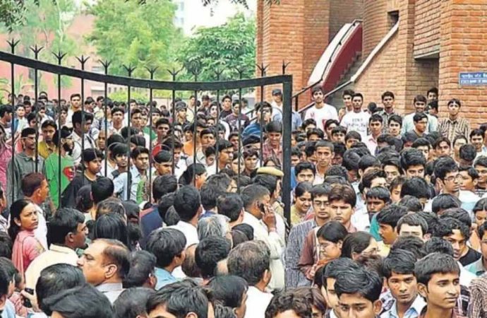 Jammu Kashmir Revenue Department Faces Staff Shortage with 160 Naib Tehsildar Posts Vacant